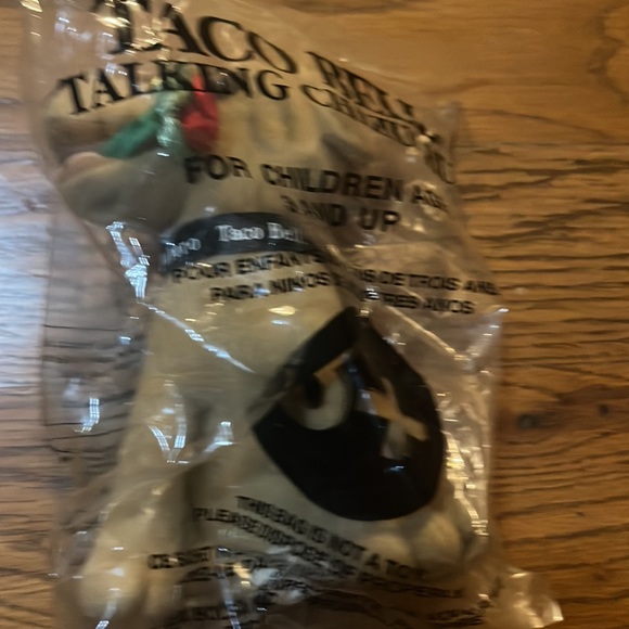 Applause Vintage Taco Bell Talking Chihuahua w/Rose Sealed Plush Doll No Sound - Picture 2 of 8